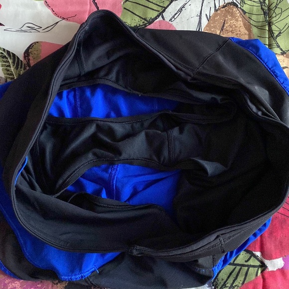 Lululemon Mind Over Miles Short - Picture 8 of 10